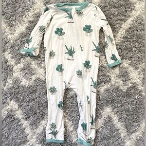 Kyte Baby Zippered Long Sleeve Romper in Succulent
